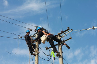 湖北省農(nóng)網(wǎng)改造創(chuàng)三項(xiàng)全國(guó)第一，基礎(chǔ)設(shè)施建設(shè)再鑄輝煌